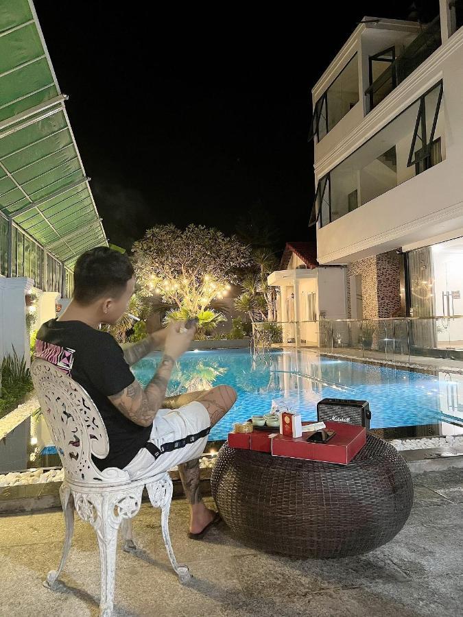 Dragon Bay Hotel Cam Lam Esterno foto